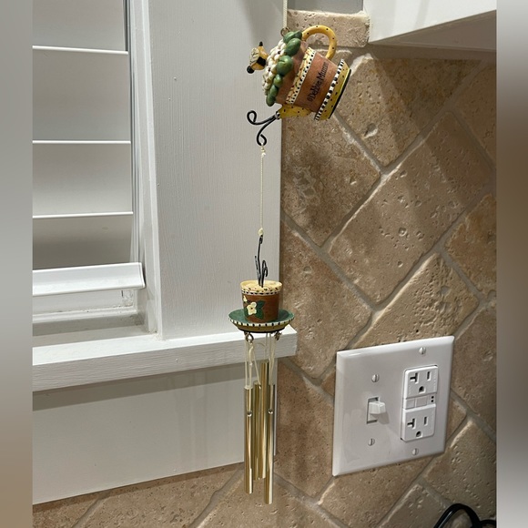 Debbie Mumm wind chime - Picture 2 of 15